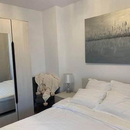Cool Apartment ทิมิชัวรา ภายนอก รูปภาพ